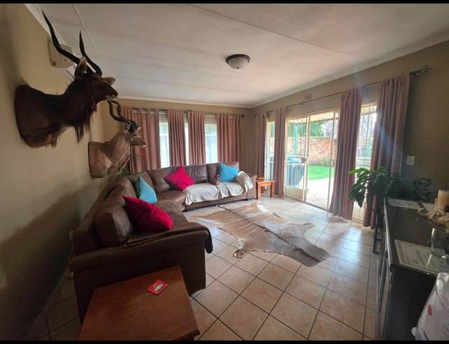 4 BEDROOM HOUSE FOR SALE IN ELSPARK